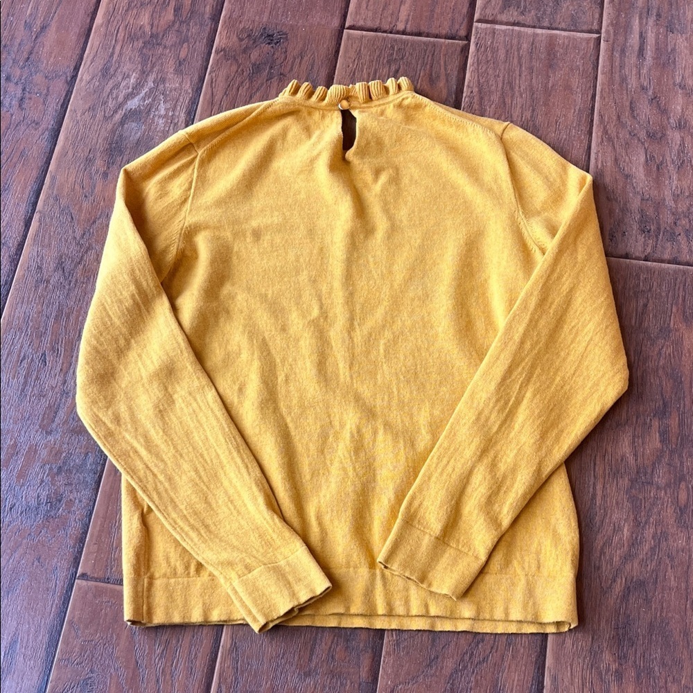 J. Crew Mustard Ruffle Neck Sweater Size M - Picture 5 of 7